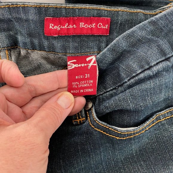 7 Seven  Women's Regular Boot cut Jeans Dark Blue Wash 31 - Picture 9 of 13